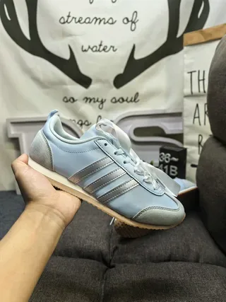 Adidas Campus White Silver Low-Top Three-Stripe Side Panel Lifestyle Sneakers 5