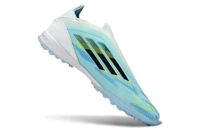 Adidas F50 أزرق أبيض كولار الجوارب المخططة أعلى اصطناعي مخطط تراف أحذية كرة القدم على العشب 2