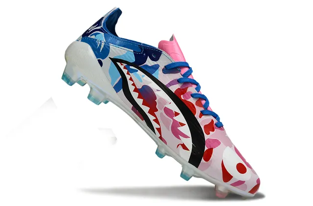 Adidas F50 Multicolor Camo Holográfico Zapatos de Fútbol para Tierra Firme 2