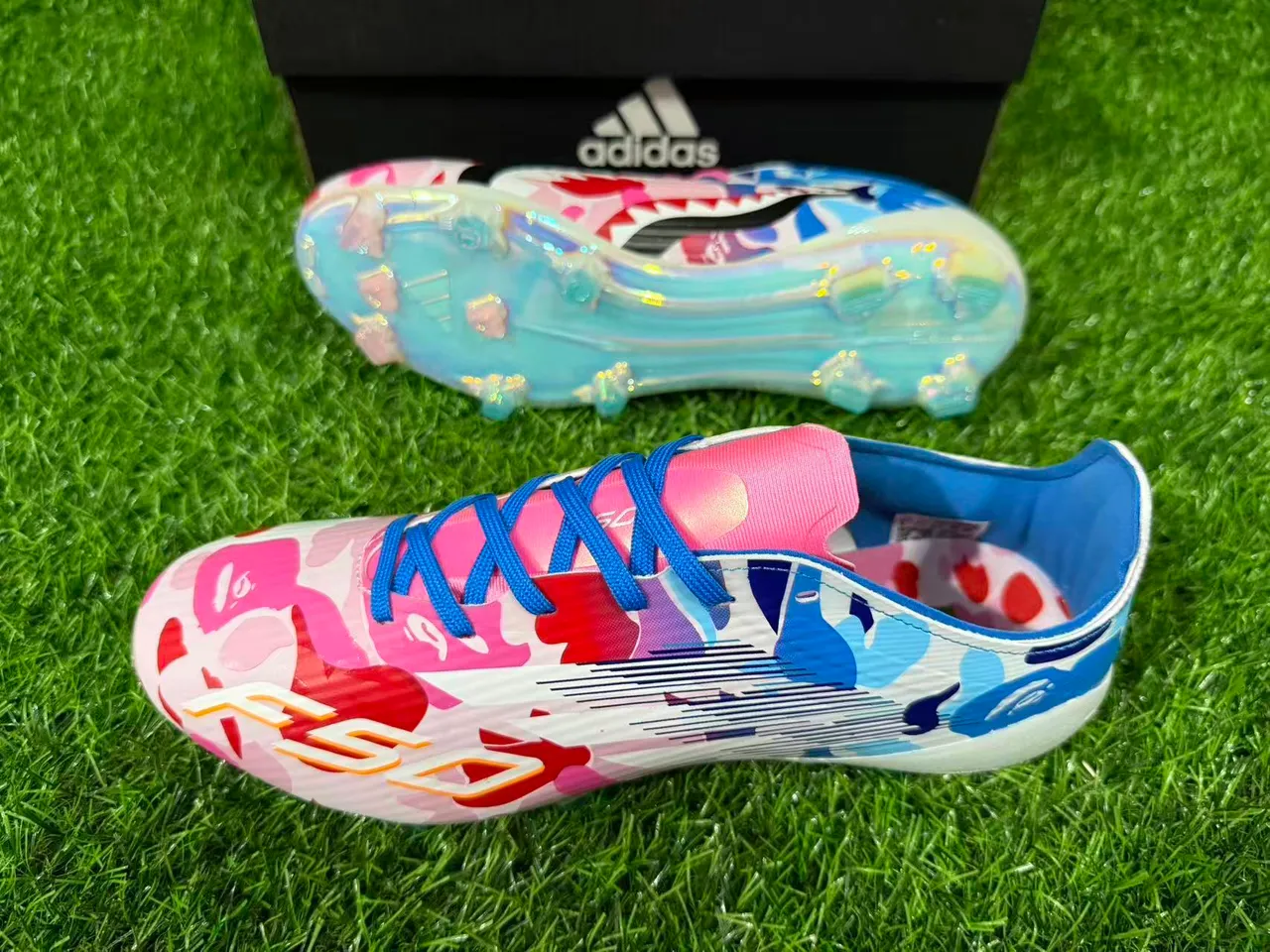 Adidas F50 Multicolor Camo Holográfico Zapatos de Fútbol para Tierra Firme 12