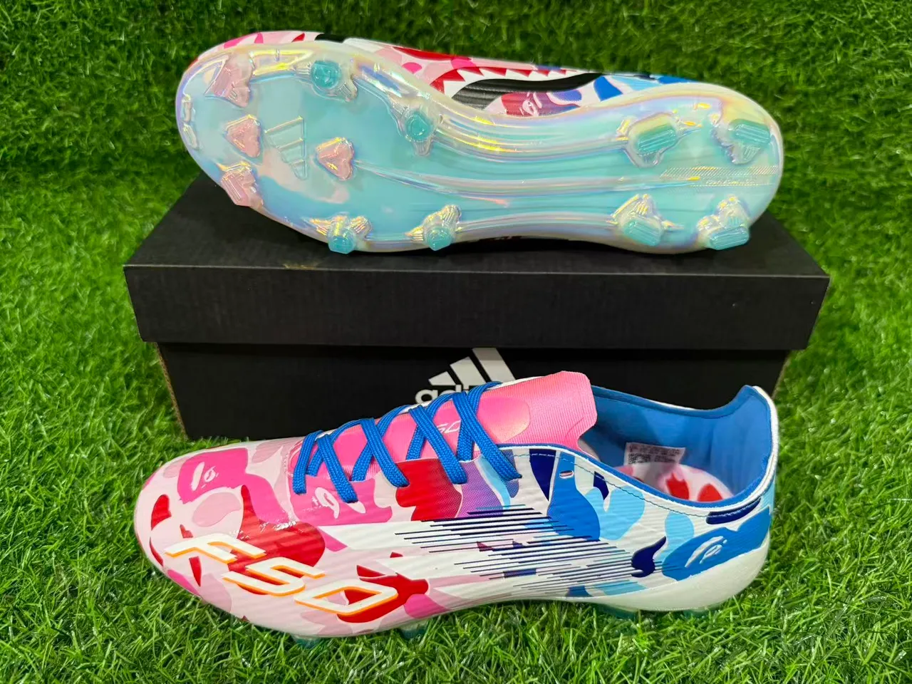 Adidas F50 Multicolor Camo Holográfico Zapatos de Fútbol para Tierra Firme 13