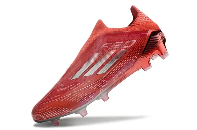 Adidas F50 Chaussures de football rouge argent bas plaque translucide ajustement chaussettes gazon artificiel 3
