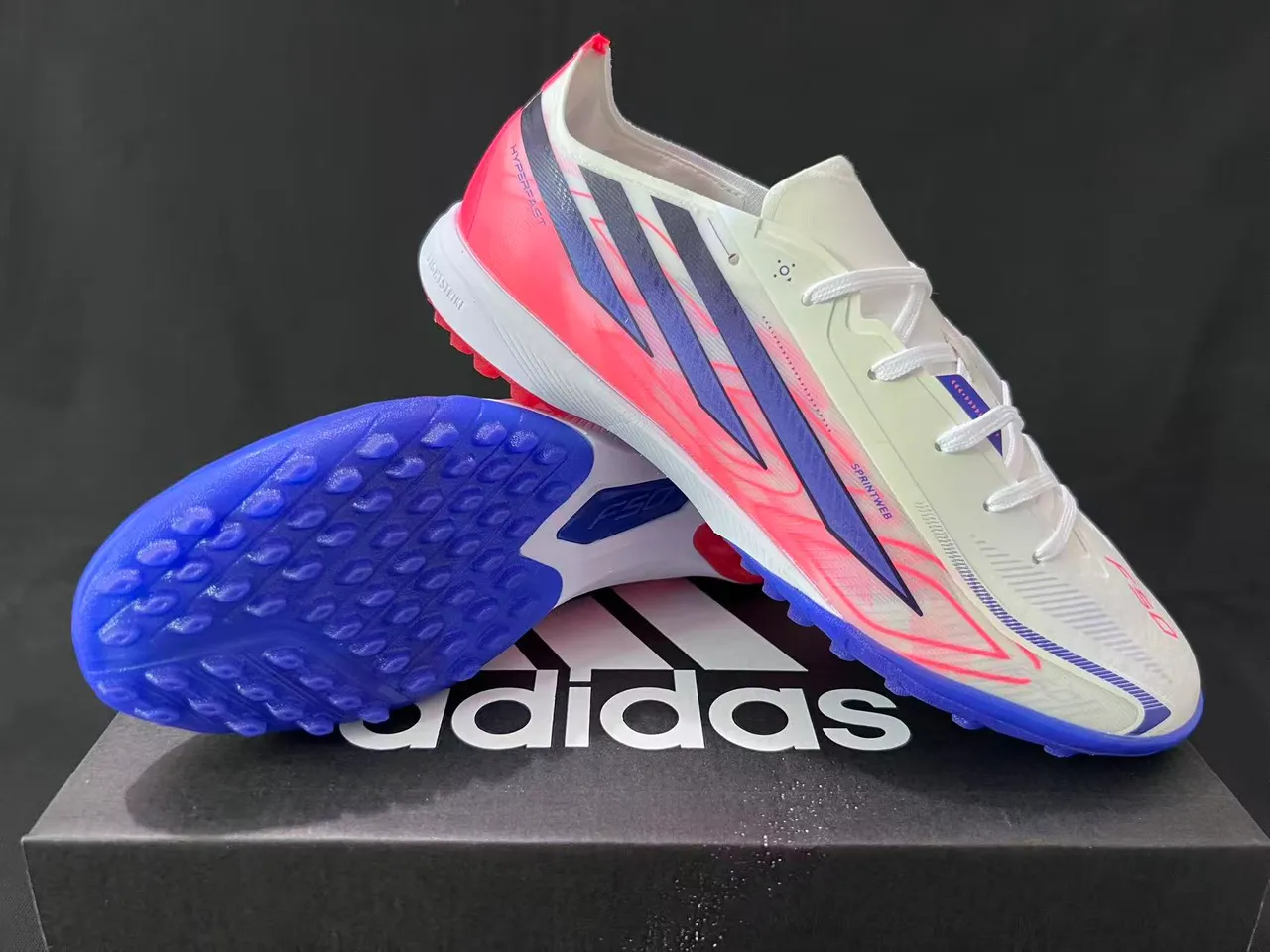 Adidas F50 Blanco Rosa Bajo Corte Púas Cónicas Moldadas Césped Zapatos de Fútbol 7