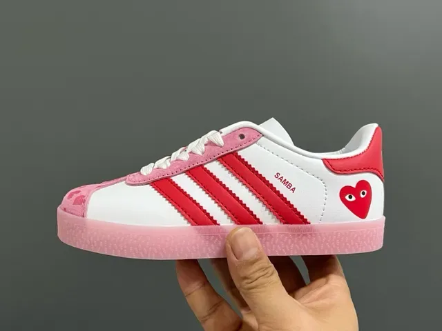 Adidas Gazelle Pink Heart Print Lifestyle Sneakers 14