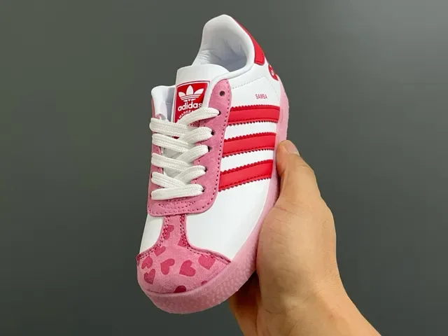 Adidas Gazelle Pink Heart Print Lifestyle Sneakers 15