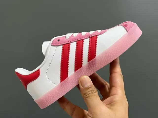 Adidas Gazelle Pink Heart Print Lifestyle Sneakers 19