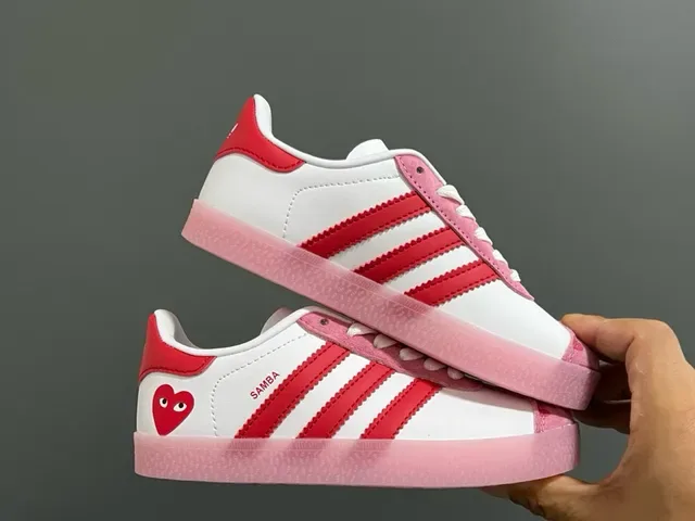 Adidas Gazelle Pink Heart Print Lifestyle Sneakers 20
