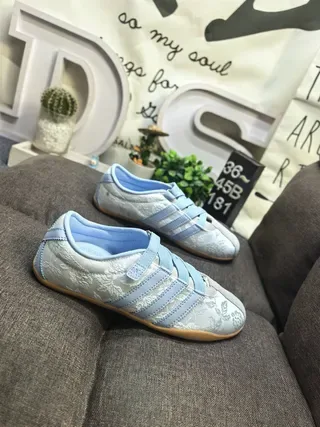 Adidas Gray Blue Laceless Low-Top Floral Jacquard Upper Lifestyle Sneakers 9