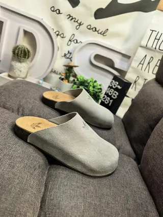 Adidas Gray Brown Suede Upper Cork Sole Slippers 9