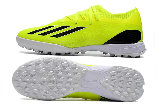 Adidas Chaussures de football avec upper en tricot vert noir, lacets asymétriques et gazon artificiel 14