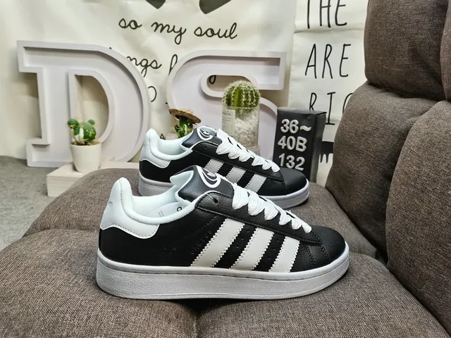Adidas Green White Suede Upper Three-Stripe Side Panel Lifestyle Sneakers 21