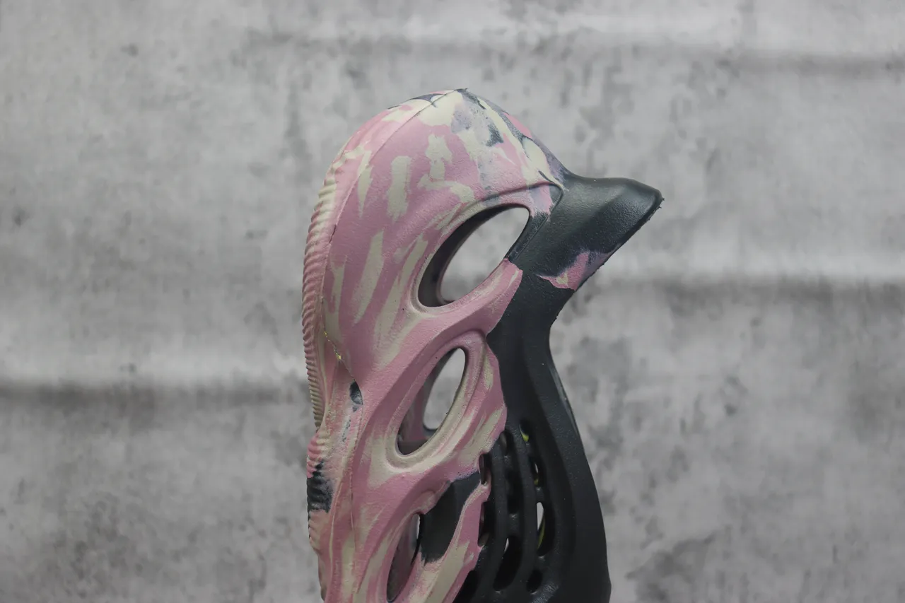 Adidas Pink Black Molded Foam Ventilated Cutouts Lifestyle Sneakers 5