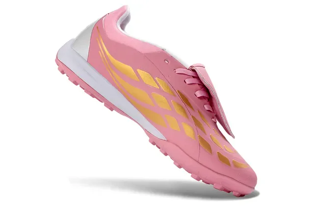 Adidas Predator Chaussures de football turf rose blanc semelle supérieure synthétique fermeture par sangle sans lacets 11