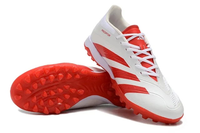 Adidas Predator Chaussures de football blanches et rouges Turf 4
