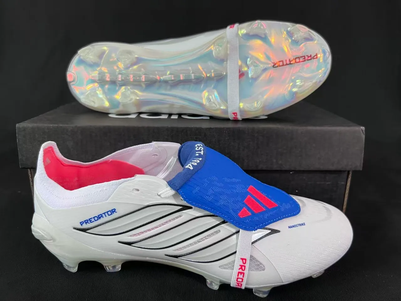 Adidas Predator أبيض أزرق بدون أحزمة إغلاق حذاء إريديسينت هولوغرافيك كعب خارجي ملعب طبيعي أحذية كرة القدم 7