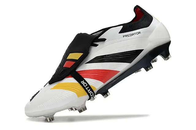 Adidas Predator Chaussures de Football Blanc Multicolor Lacets Asymétriques TPU Cage Overlay Terrain Ferme 3