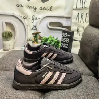 Adidas Samba भूरा और गुलाबी लाइफस्टाइल स्नीकर्स