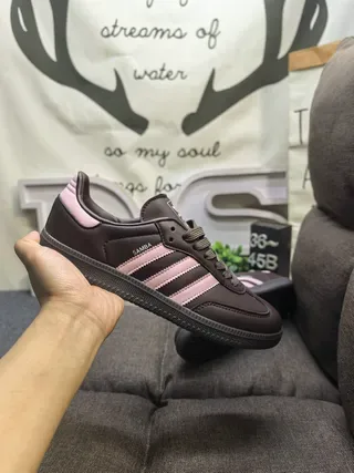 Adidas Samba भूरा और गुलाबी लाइफस्टाइल स्नीकर 5