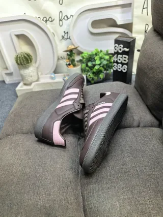 Adidas Samba भूरा और गुलाबी लाइफस्टाइल स्नीकर 6