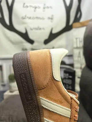 Adidas Samba OG Tan and Off-White Lifestyle Sneakers 3