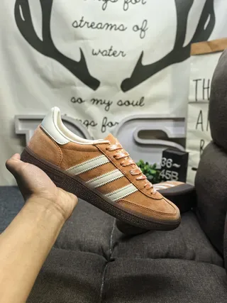 Adidas Samba OG Tan and Off-White Lifestyle Sneakers 5