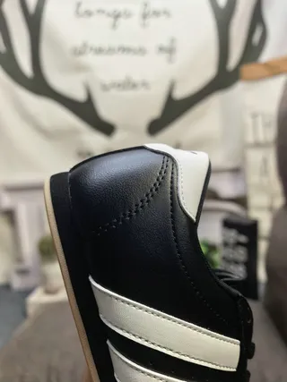 Adidas Samba Black and White Chaussures de Football Indoor 13