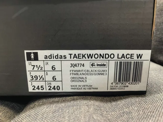 Adidas Samba Black and White Chaussures de Football Indoor 22