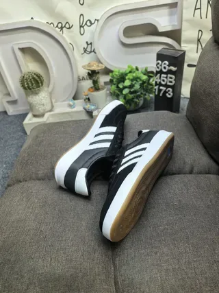 Adidas Spezial Beige Black Gum Lifestyle Sneakers 16