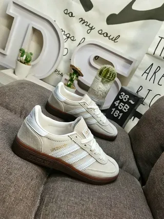 Adidas Spezial Red Yellow Blue Suede Lifestyle Sneakers 19