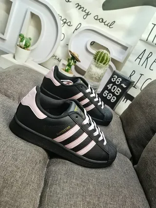 Adidas Superstar Black and Pink Lifestyle Sneakers 9
