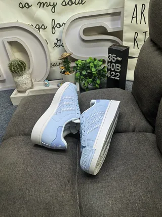 Adidas Superstar 蓝白 Shell-Toe 穿孔 生活运动鞋 6