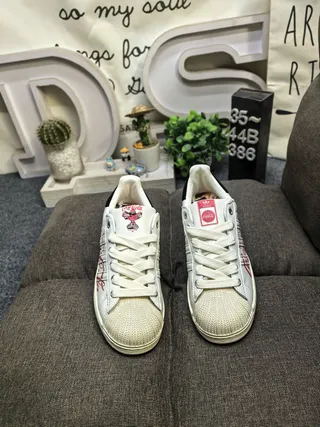 Adidas Superstar Coca-Cola Collaboration Off-White Lifestyle Sneakers 10
