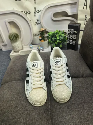 Adidas Superstar Star-Embroidered Off-White Lifestyle Sneakers 10