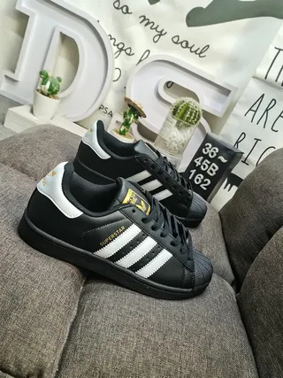 Adidas Superstar White Black Lifestyle Sneakers 19