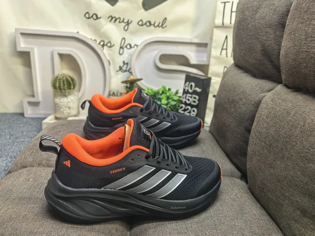 Adidas Terrex Gray Black Engineered Mesh Upper Three Stripes Running Shoes 11