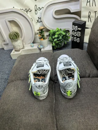 Adidas White Black Shell-Toe Graphic-Print Upper Lifestyle Sneakers 8