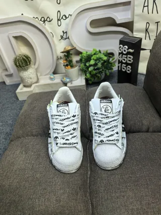 Adidas White Black Shell-Toe Graphic-Print Upper Lifestyle Sneakers 10