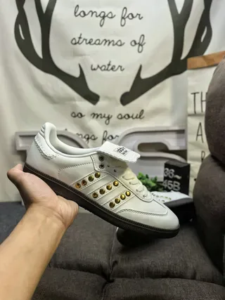 Adidas White Gold Laceless Strap Closure Metal Eyelets Lifestyle Sneakers 5