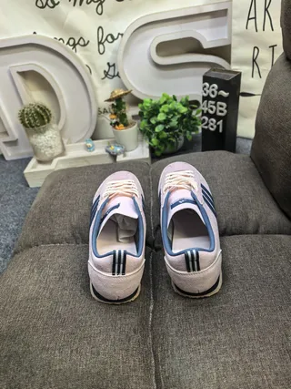 Adidas White Gray Low-Top Three-Stripe Side Panel Lifestyle Sneakers 18