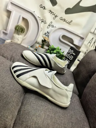Adidas White Green Slip-On Elastic Strap Closure Casual Shoes 7