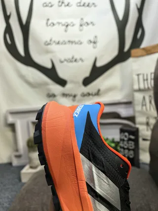 Adidas White Orange Low-Top Mesh Upper Running Shoes 3