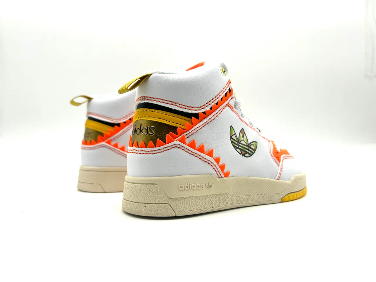 Adidas White Red Low-Top Cupsole Lifestyle Sneakers 5