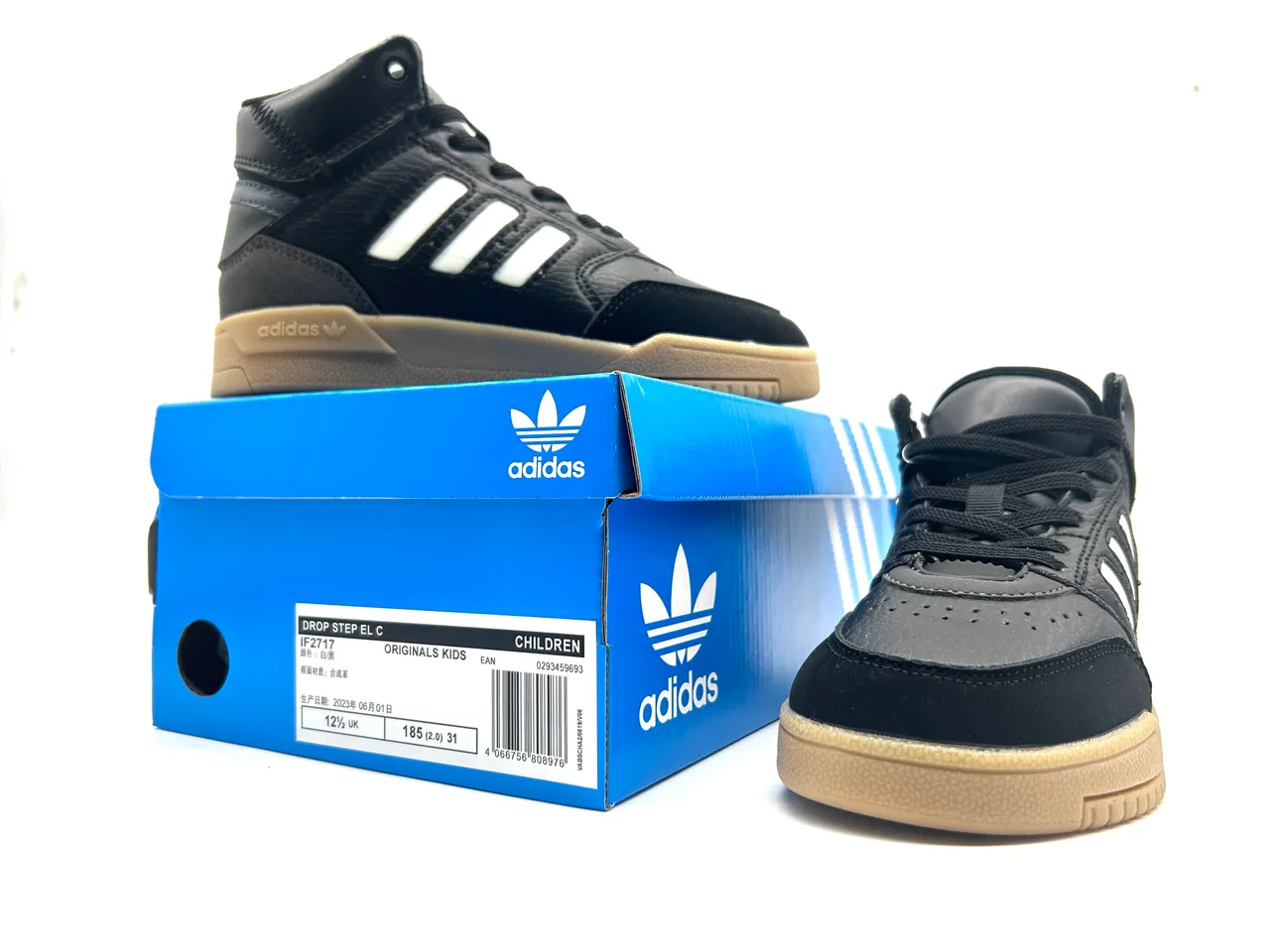 Adidas White Red Low-Top Cupsole Lifestyle Sneakers 12