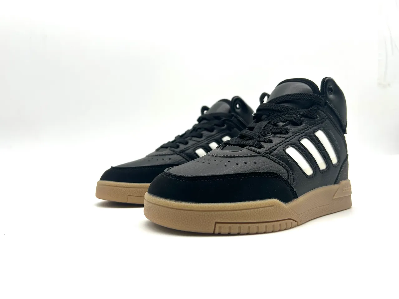 Adidas White Red Low-Top Cupsole Lifestyle Sneakers 13