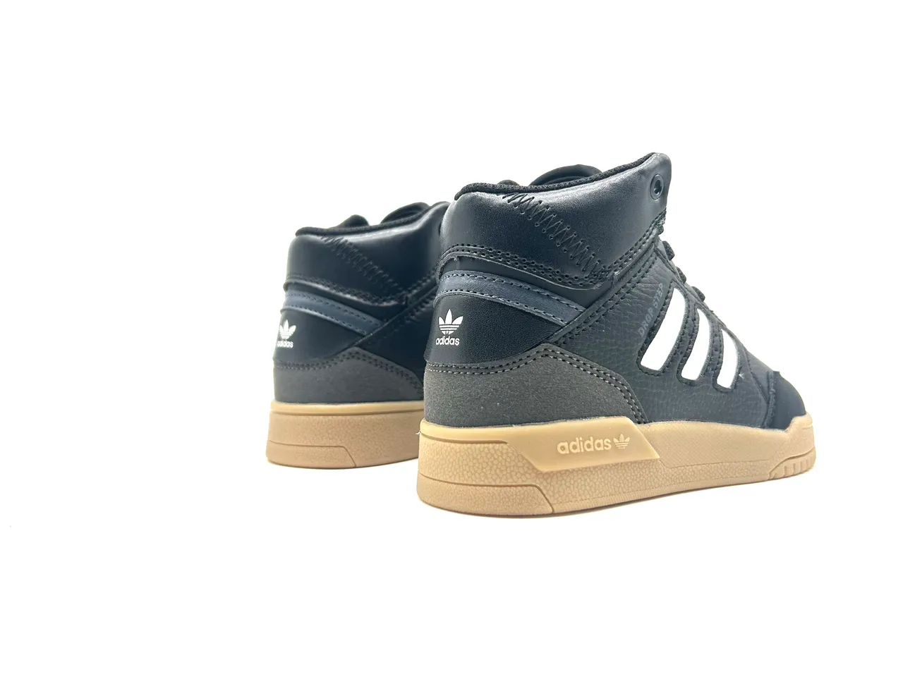 Adidas White Red Low-Top Cupsole Lifestyle Sneakers 15
