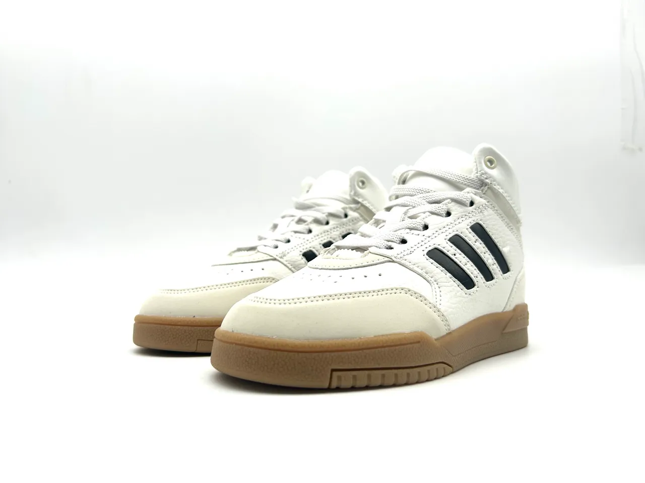 Adidas White Red Low-Top Cupsole Lifestyle Sneakers 16