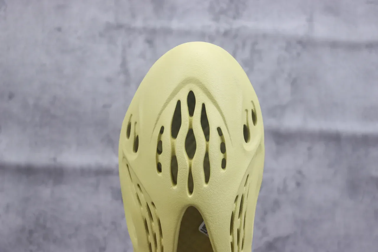Adidas Yeezy Foam Runner Pale Yellow Lifestyle Sneakers 6