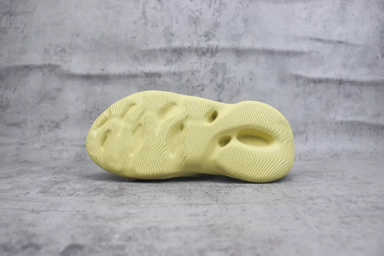 Adidas Yeezy Foam Runner Pale Yellow Lifestyle Sneakers 8