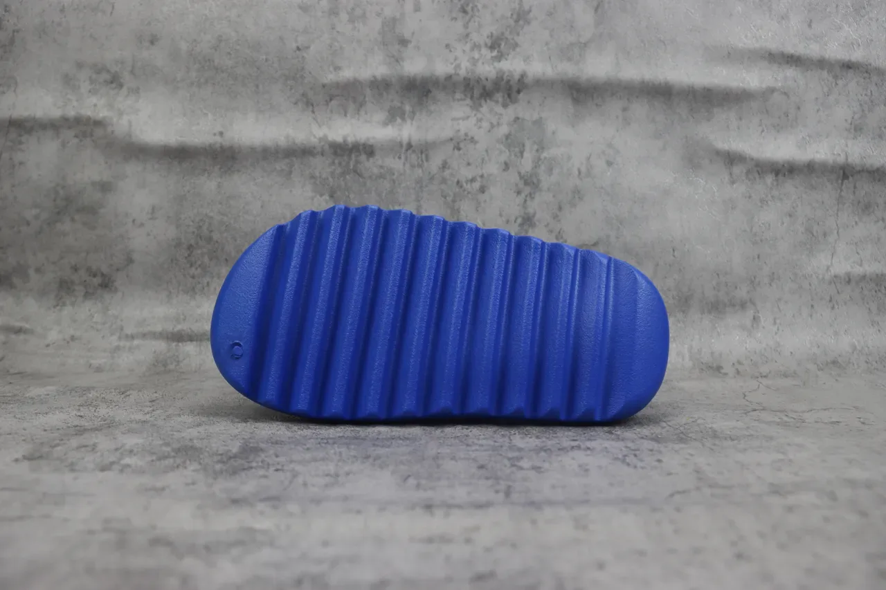 Adidas Yeezy Slide Blue Molded Slipper 6