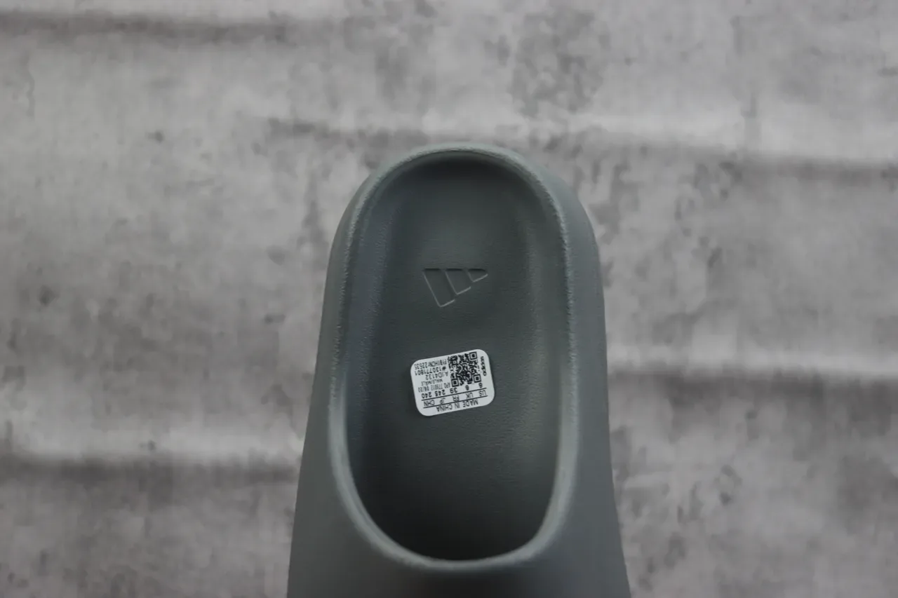 Adidas Yeezy Slide Sandales Grises 3